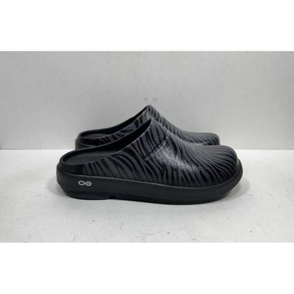 OOFOS OOcloog Slip On Shoes Women’s Size 10 / Mens 8 Recovery Zebra Print Clogs - Picture 1 of 7